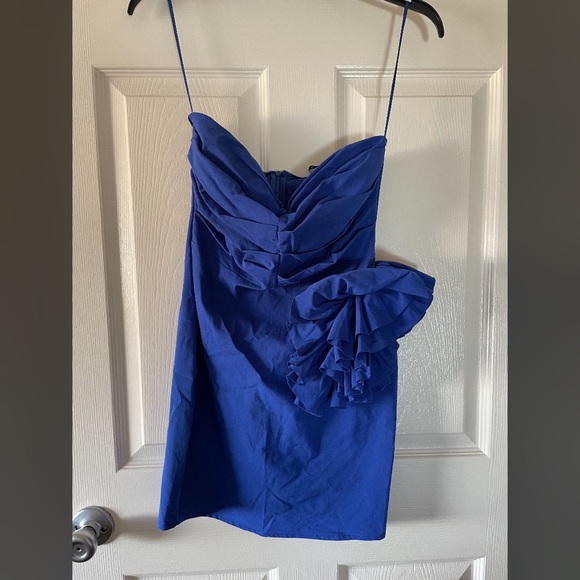 Zara Sleeveless Mini Dress - Picture 2 of 4